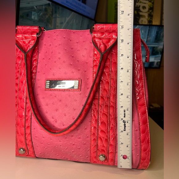 Guess Pink Ostrich Leather Floral Interior Shoulder Purse - Picture 7 of 8